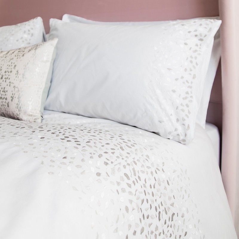 White Bed linen Set - Clymping